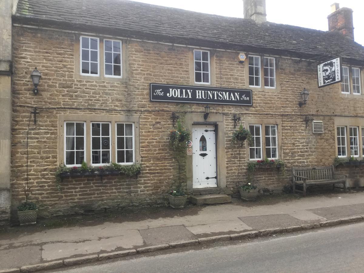 奇彭纳姆 The Jolly Huntsman酒店 外观 照片
